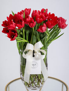 1 Arreglo tulipanes rojos